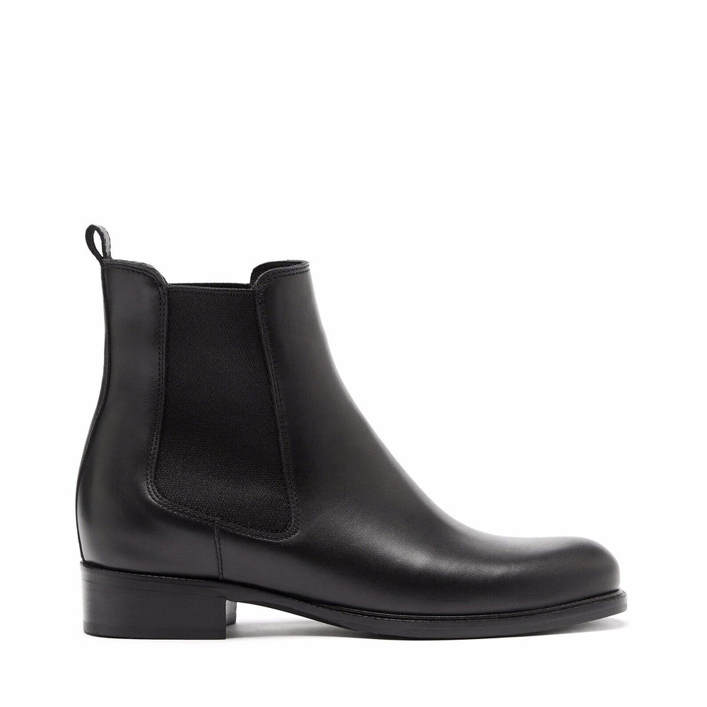 La Canadienne Siena Chelsea Bootie, Black Leather, Womens Size 9.5M